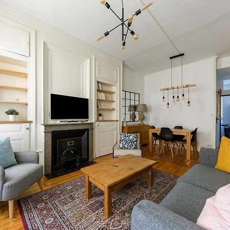 Appartement GuestReady - T2 - 10min Part Dieu - Spacious Apt à Lyon Extérieur photo